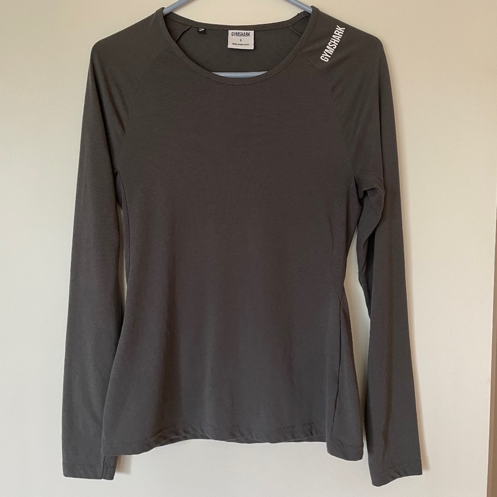 Gymshark Grey long sleeve thin workout top size small